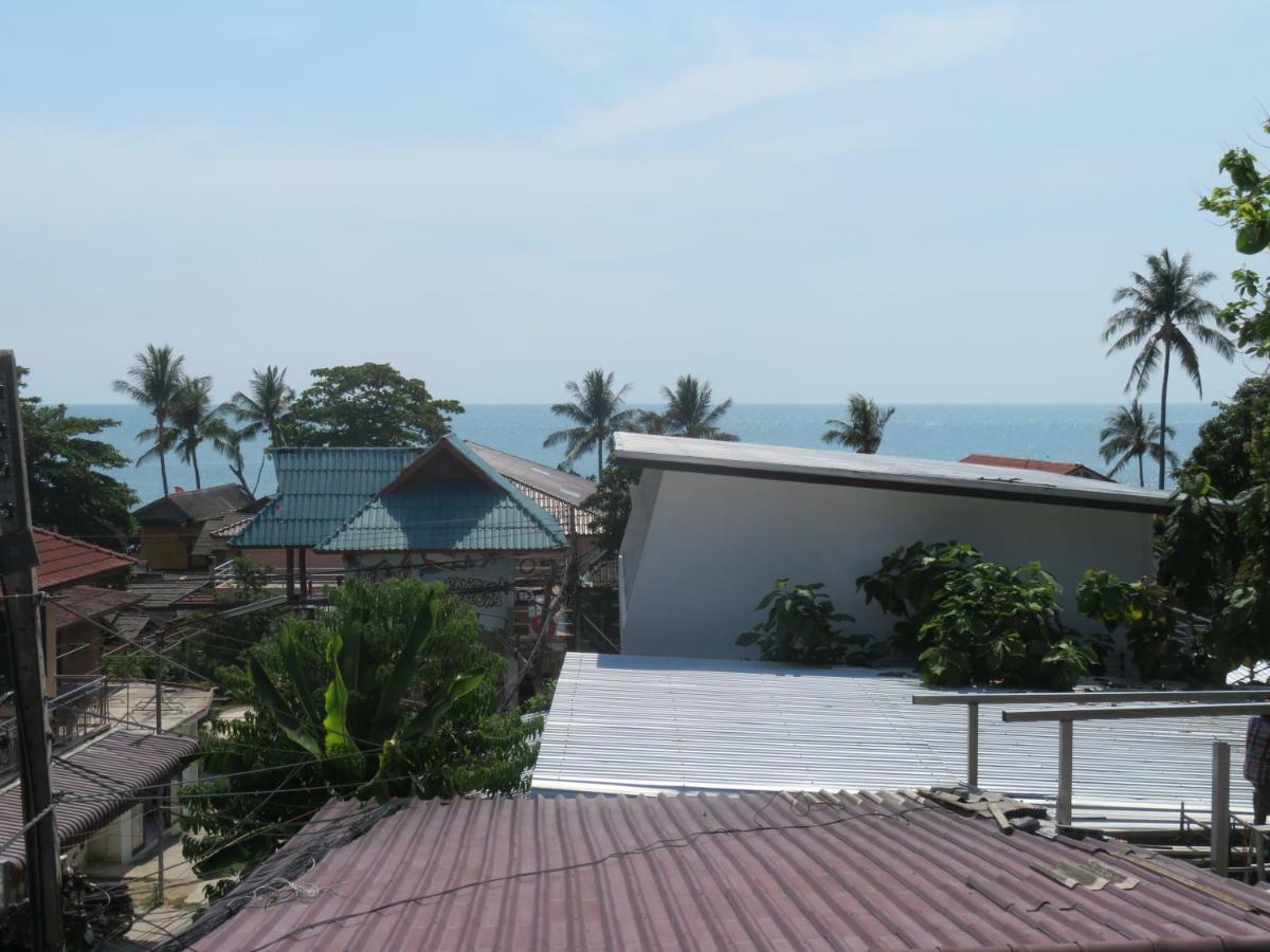 Same Same Guesthouse, Bar & Restaurant (Adults Only) Haad Rin Exterior foto